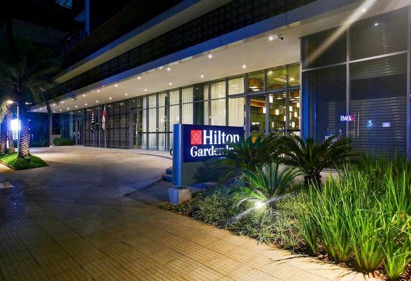 هتل Hilton Garden Inn Rebouças