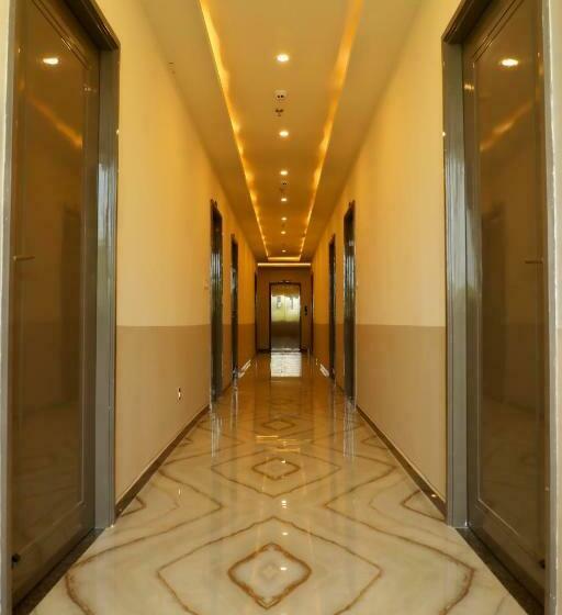 ホテル Keshav Inn