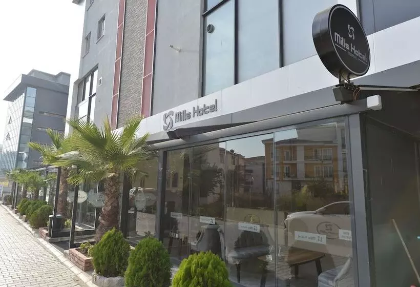 Hotelli Mi̇lls