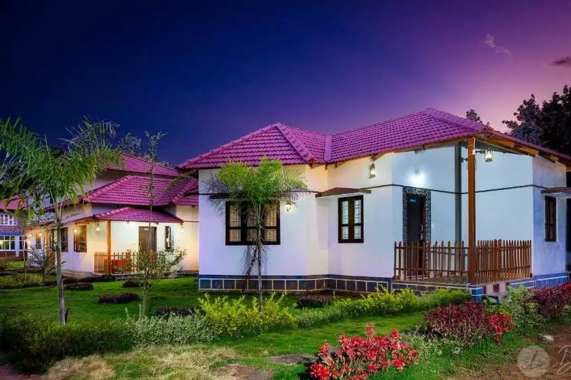 ホテル The Excellency Resort & Spa, Coorg