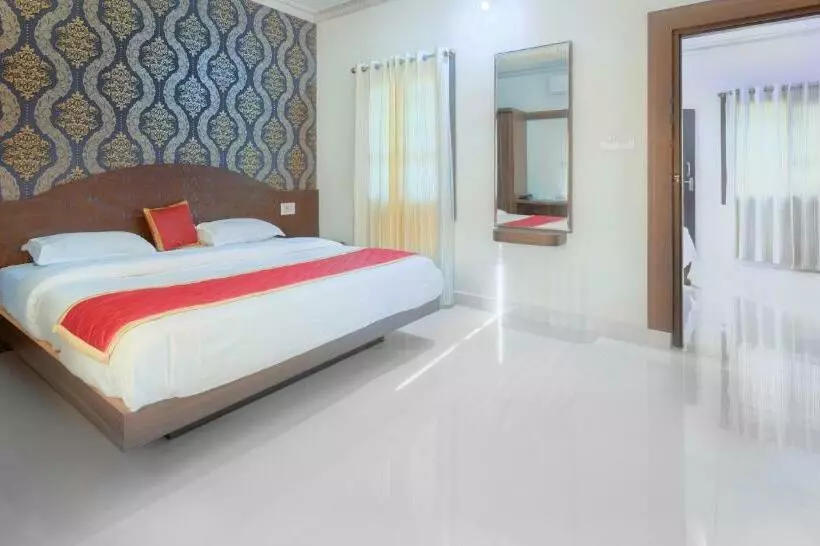 ホテル The Excellency Resort & Spa, Coorg