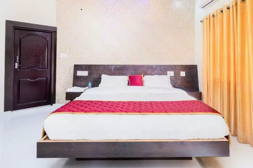 ホテル The Excellency Resort & Spa, Coorg