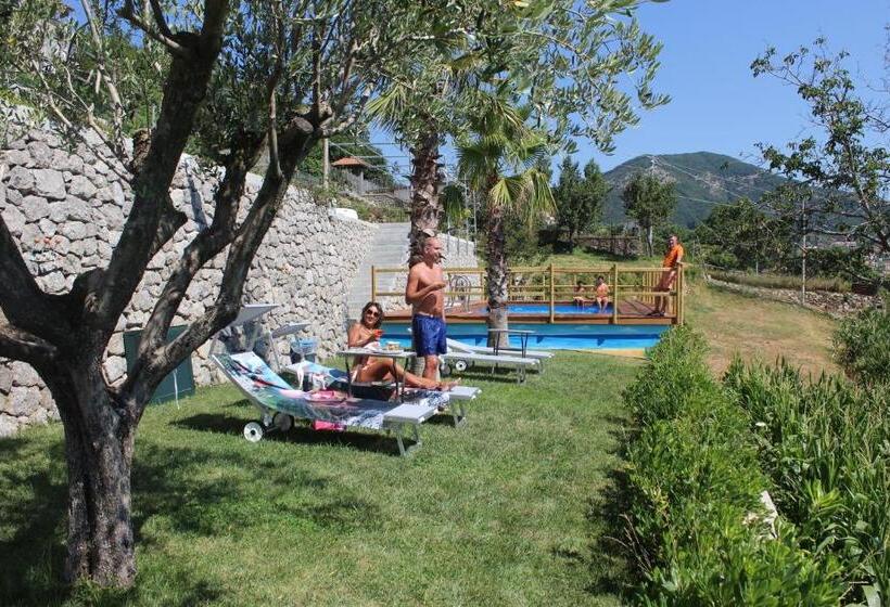 בית מלון כפרי Panariello Palace