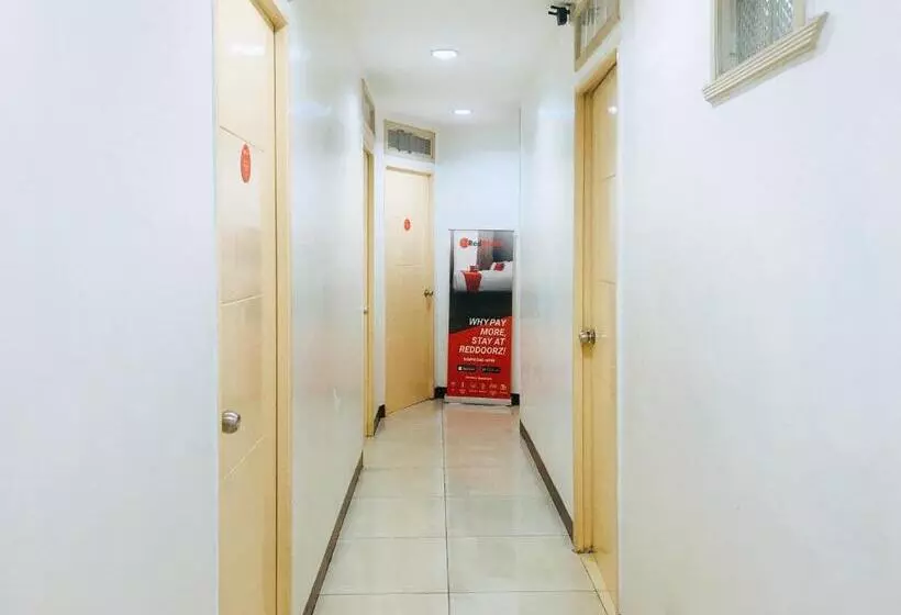 هتل Reddoorz @ El Cuarto Srp Talisay