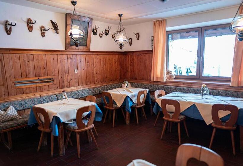 ホテル Tauernpasshöhe