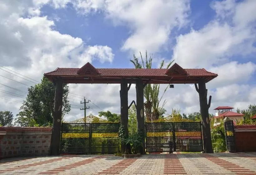 ホテル The Excellency Resort & Spa, Coorg
