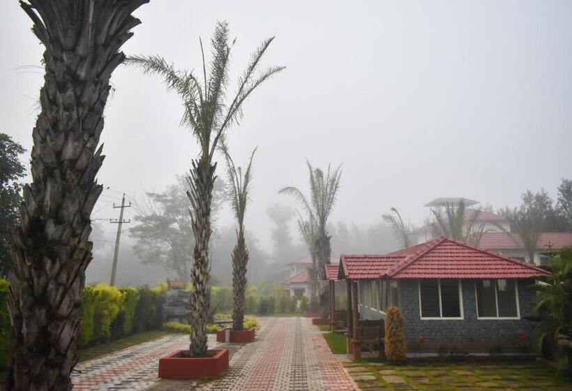 Hotel The Excellency Resort & Spa, Coorg