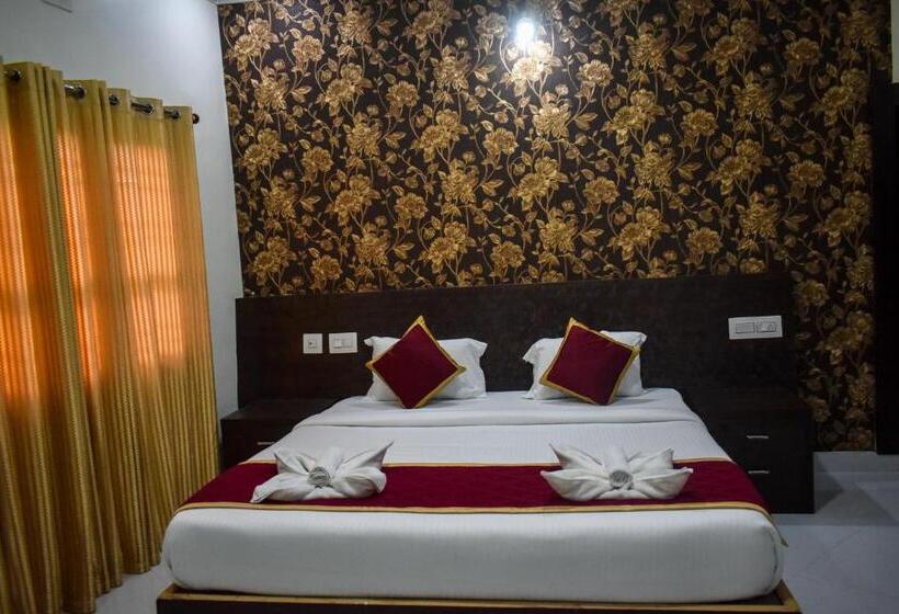 Hotel The Excellency Resort & Spa, Coorg