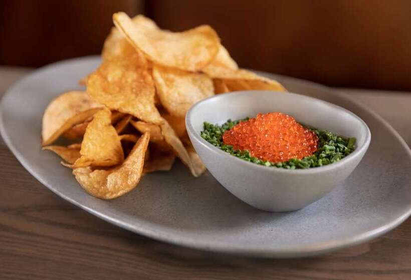 هتل The Slate Denver, Tapestry Collection By Hilton