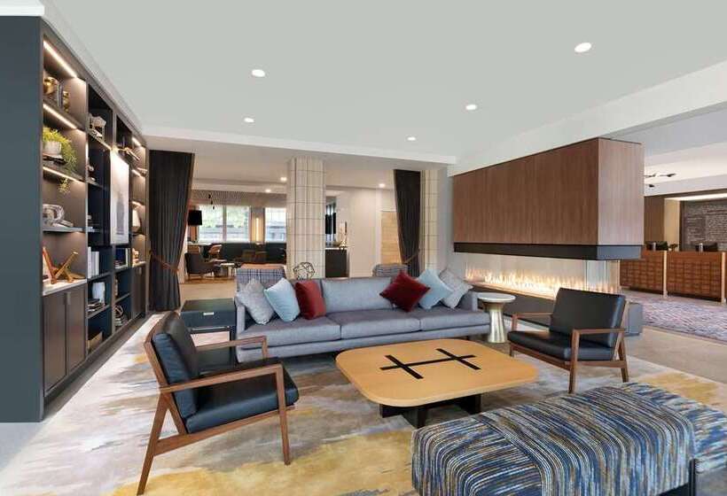 هتل The Slate Denver, Tapestry Collection By Hilton