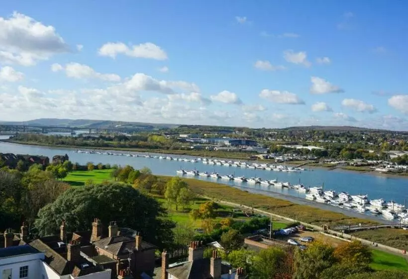 ホテル Trivelles Rochester