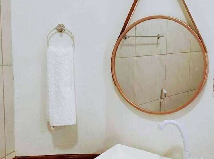 ペンション Vila Samin Moitas