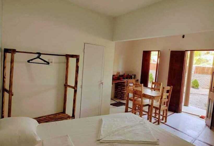 ペンション Vila Samin Moitas