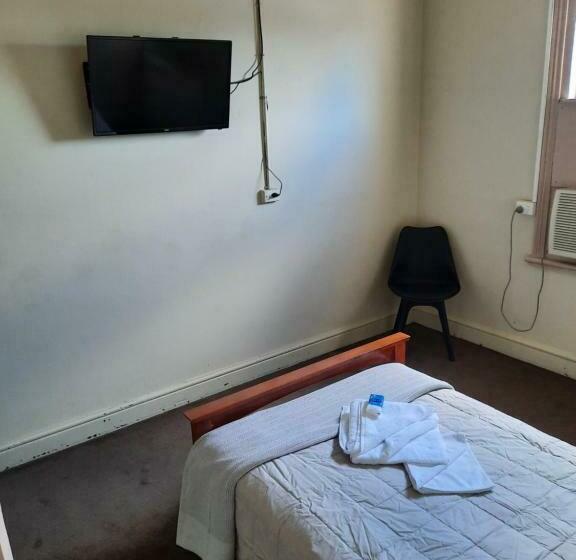 הוסטל The Exchange Hotel Kerang