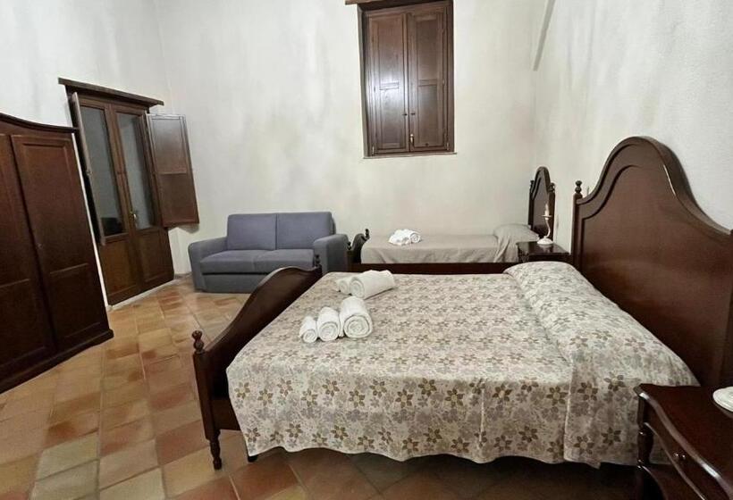 Bed and Breakfast Casa Vacanze Nicola E Lina