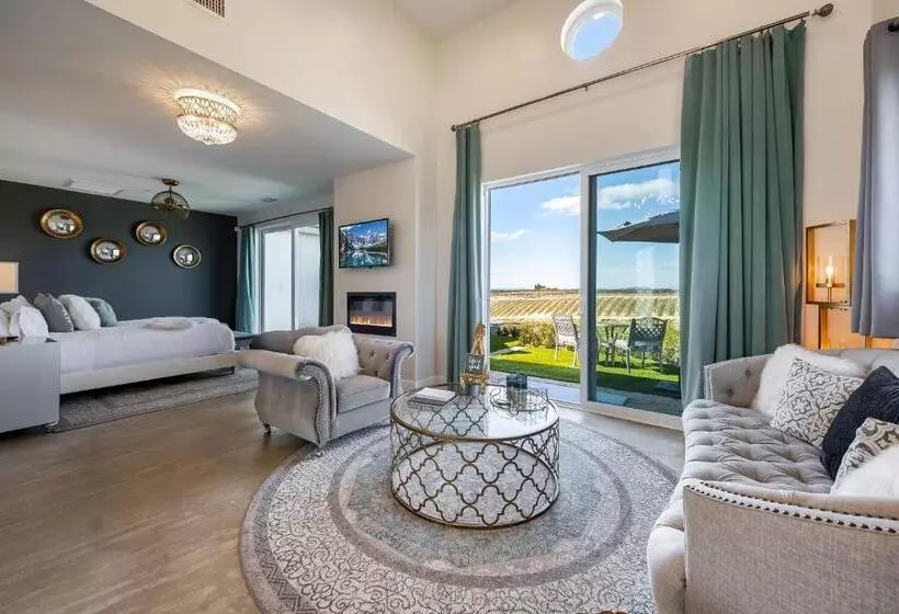 Aamiaismajoitus (B&B) Domaine Chardonnay