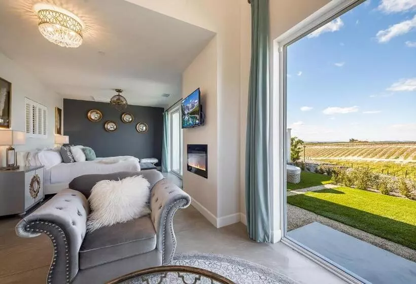 Aamiaismajoitus (B&B) Domaine Chardonnay