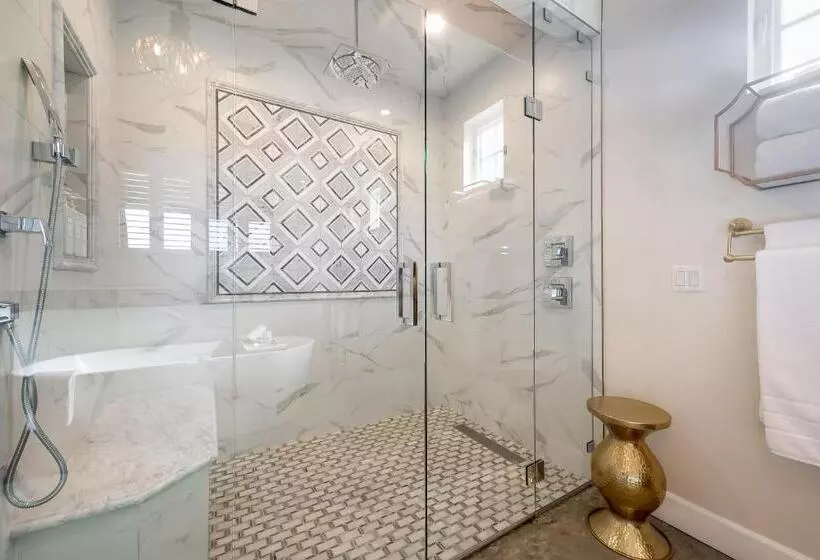 Aamiaismajoitus (B&B) Domaine Chardonnay