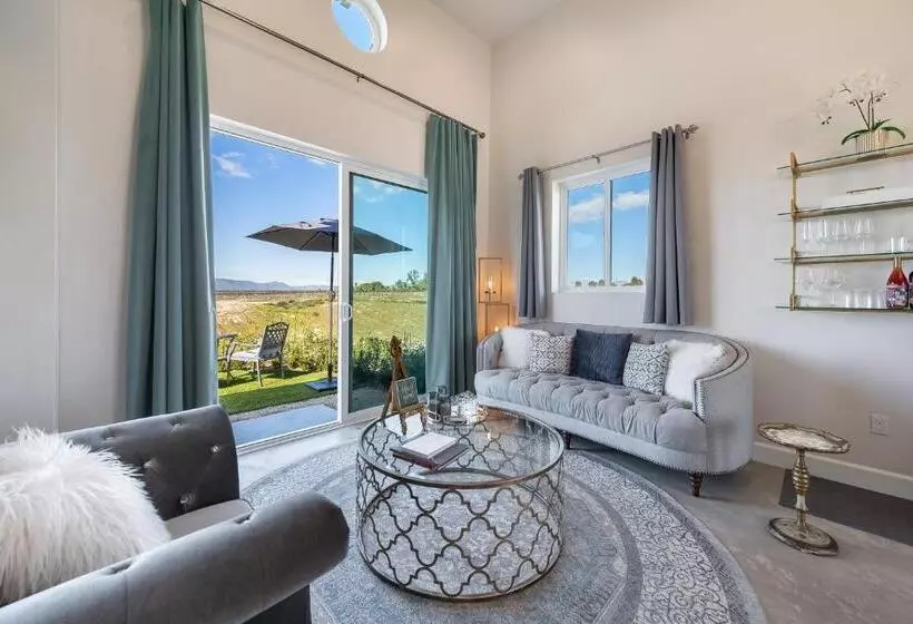 Aamiaismajoitus (B&B) Domaine Chardonnay