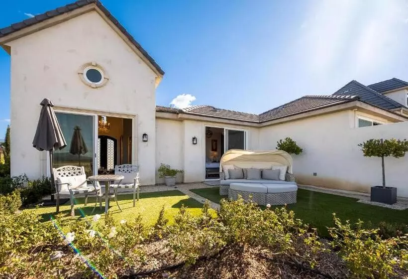 Aamiaismajoitus (B&B) Domaine Chardonnay