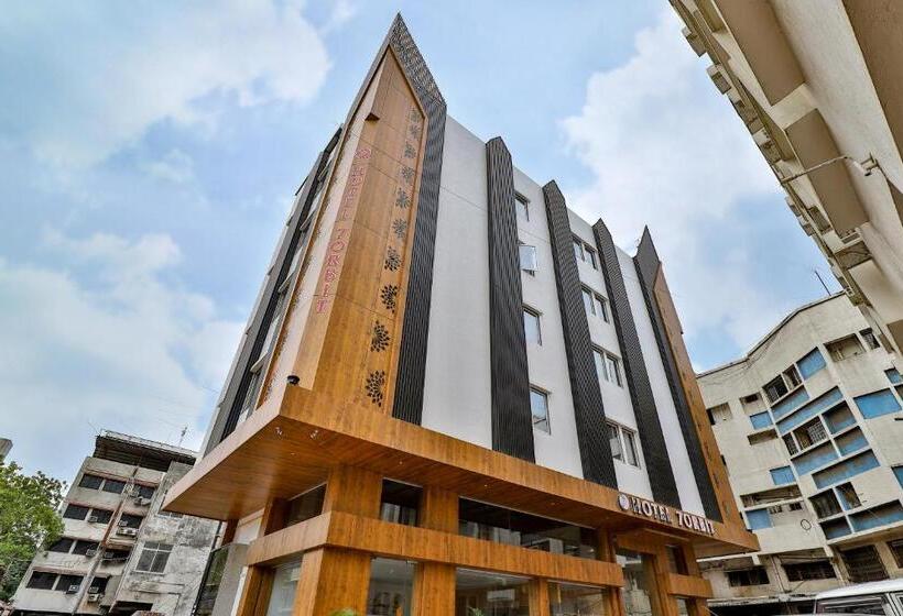 7 Orbit Hotel, Surat