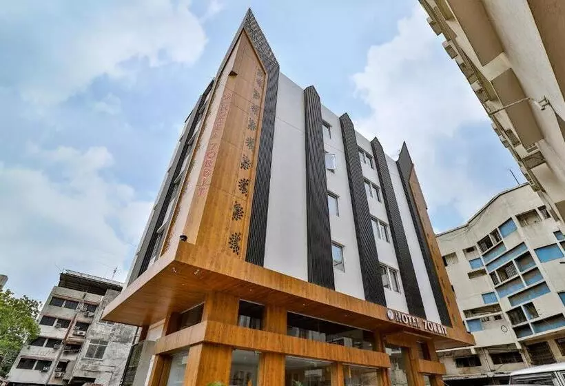 7 Orbit Hotel, Surat