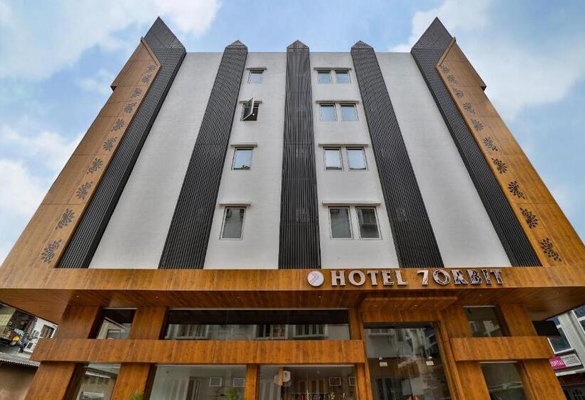 7 Orbit Hotel, Surat