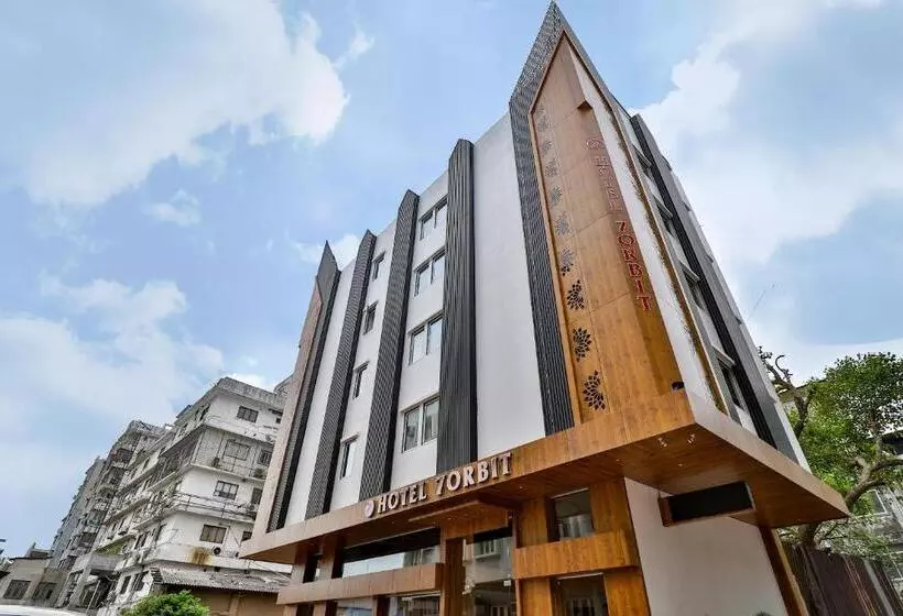 7 Orbit Hotel, Surat