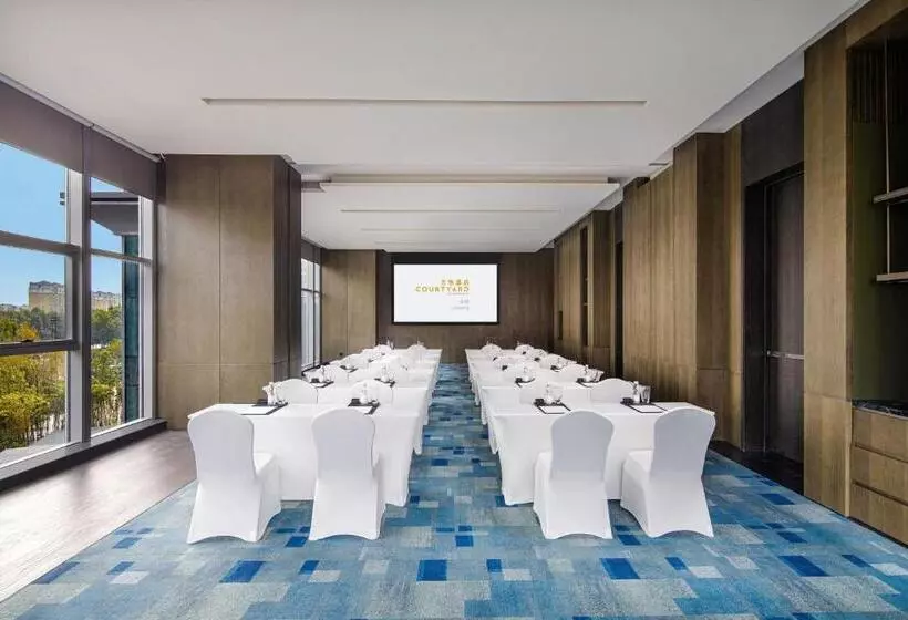 Hotelli Courtyard By Marriott Luoyang