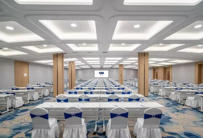 ホテル Holiday Inn Express Jinan Airport Zone, An Ihg