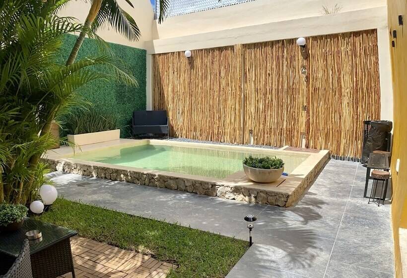 Kuxtal Hotel Boutique