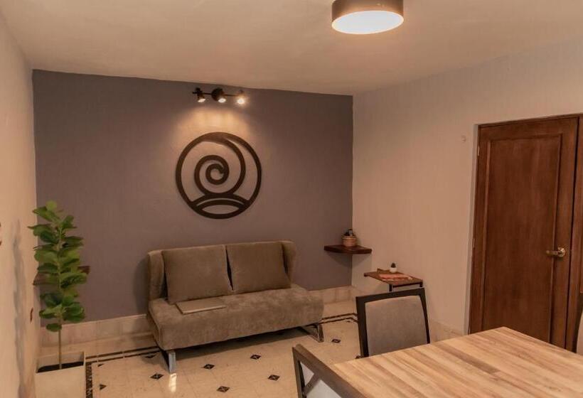 Kuxtal Hotel Boutique