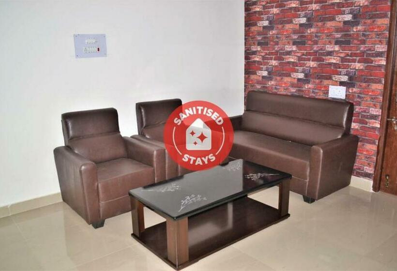 בית מלון כפרי Oyo 82701 Buddha Nivasa Residences Elite