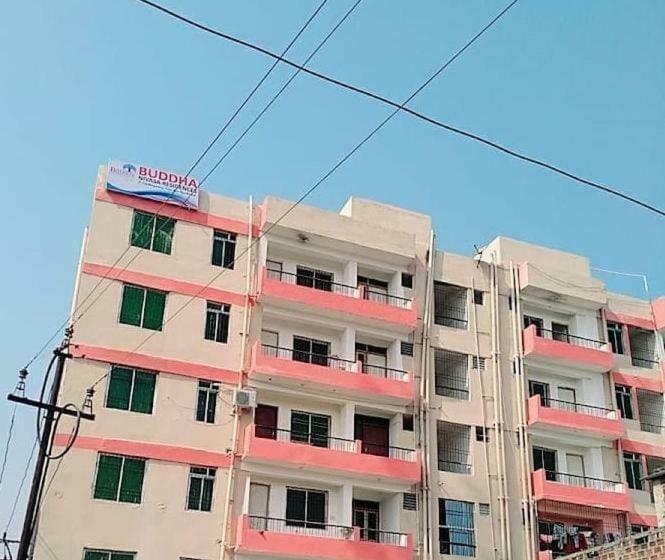 בית מלון כפרי Oyo 82701 Buddha Nivasa Residences Elite