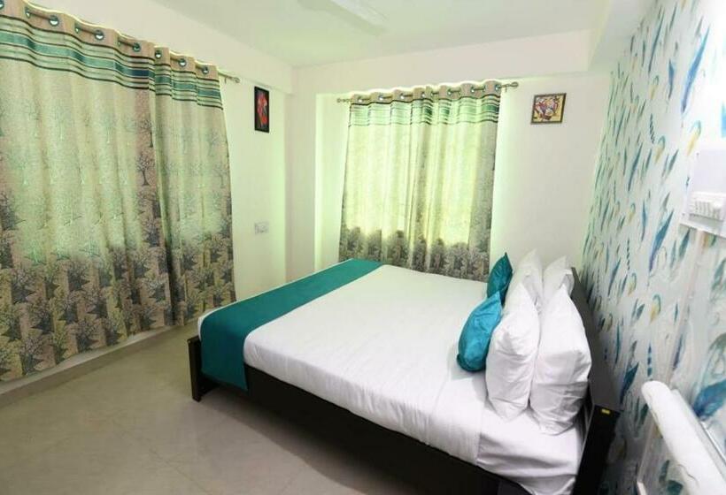 בית מלון כפרי Oyo 82701 Buddha Nivasa Residences Elite