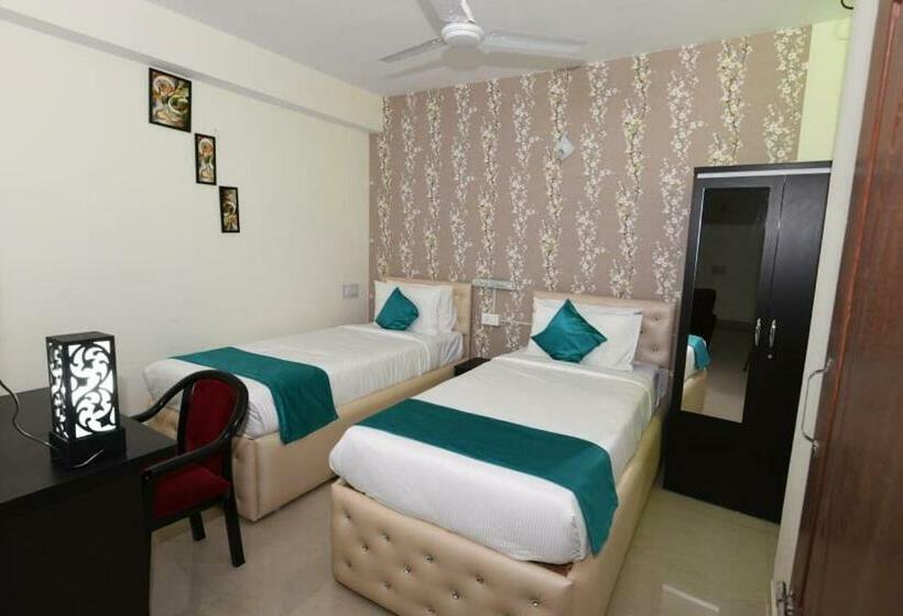 בית מלון כפרי Oyo 82701 Buddha Nivasa Residences Elite