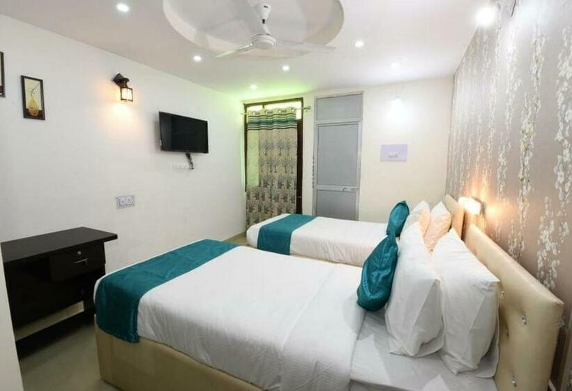 בית מלון כפרי Oyo 82701 Buddha Nivasa Residences Elite