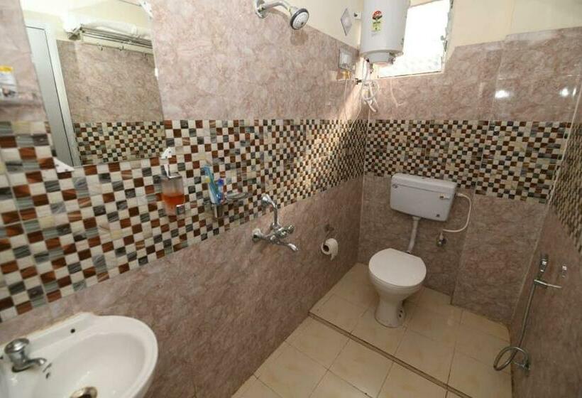 בית מלון כפרי Oyo 82701 Buddha Nivasa Residences Elite