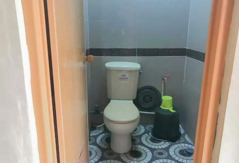 ホテル Pondokan Cempaka Cirebon Redpartner