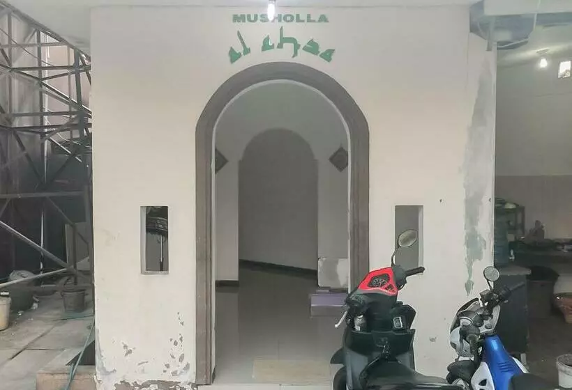 ホテル Pondokan Cempaka Cirebon Redpartner