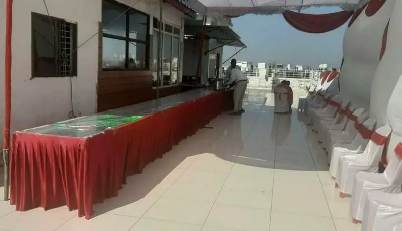 ホテル Vinayak Palace, Hoshangabad