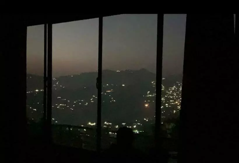 پانسیون 7k Heights