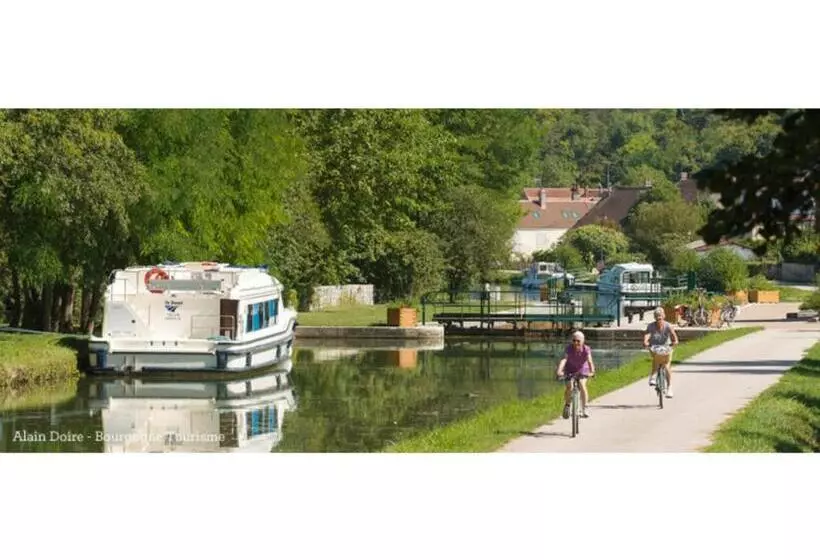 ペンション La Croix Au Maitre