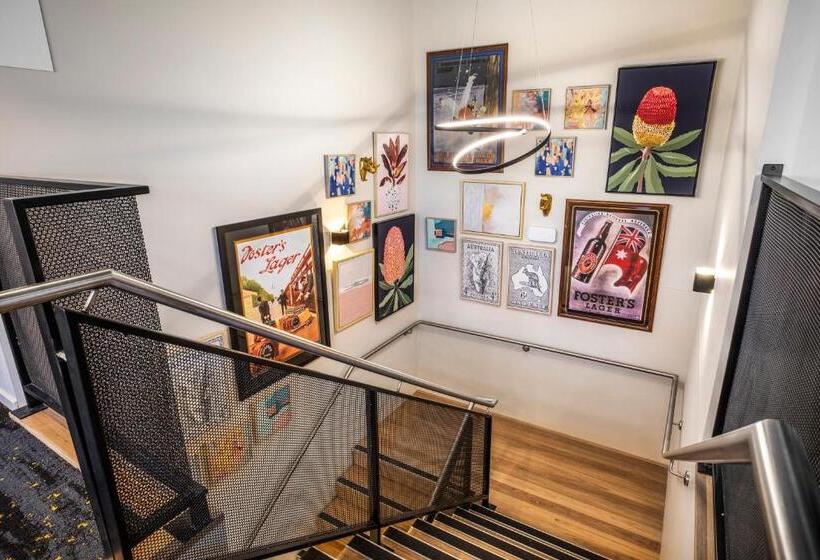 Royal Hotel By Nightcap Social