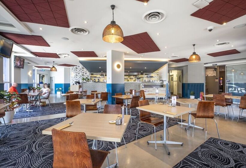 Royal Hotel By Nightcap Social