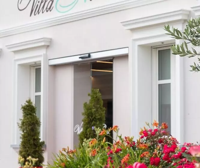 ベッドアンドブレックファースト Villa Nonna Cicci Boutique Hotel   Spa