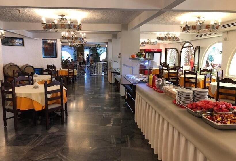 בית מלון כפרי Karteros