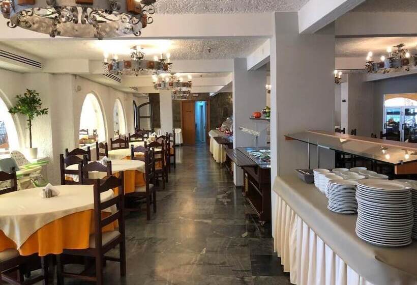 בית מלון כפרי Karteros