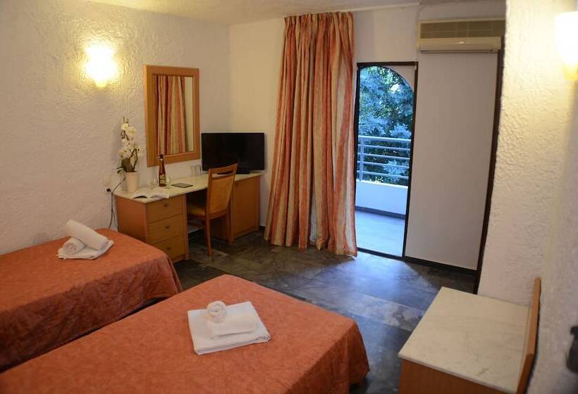 בית מלון כפרי Karteros