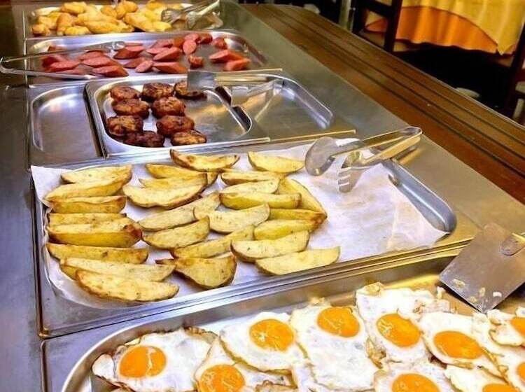 בית מלון כפרי Karteros